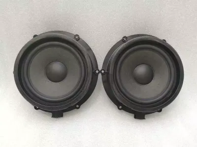 Porsche Cayenne 958 92a Speaker Set 7P5035710A Speaker Set