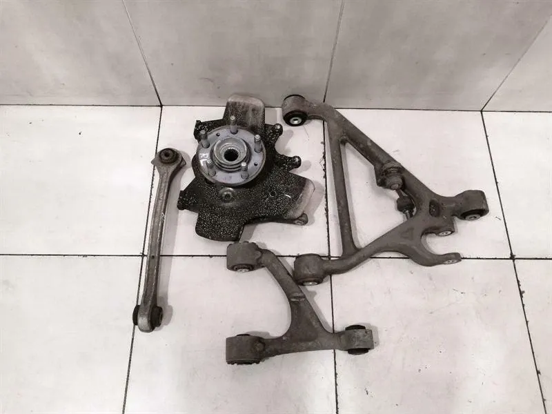 Aston Martin Vantage V8 RLH Hub 8D33-5A971-AB Wheel Bearing Housing Rear Left Set