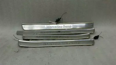 Mercedes S-Class W222 Комплект прагове от 4 светодиода A2226805435 LED облицовка на прага