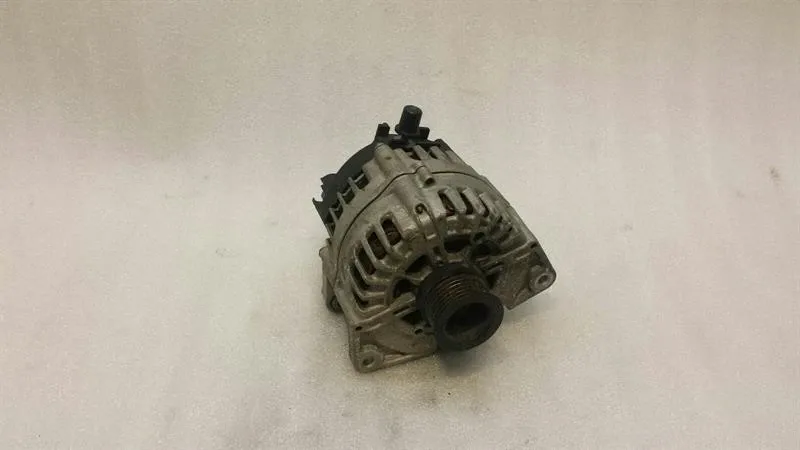 Mercedes CLS W218 Alternator A0141540902 Alternator 180A M278