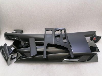 BMW 5 Series F90 G30 M5 Veneer 8070609 RHD 4WM - Aluminum Dark Structure.