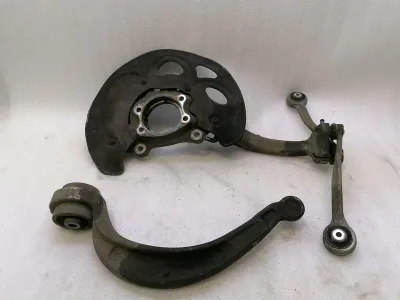 Audi RS5 8T Left Front Hub 8K0407257G Wheel Bearing Housing Front Left SET