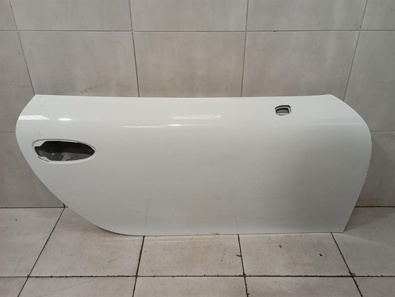 Porsche 911 991 right front door 99153101201 door front right