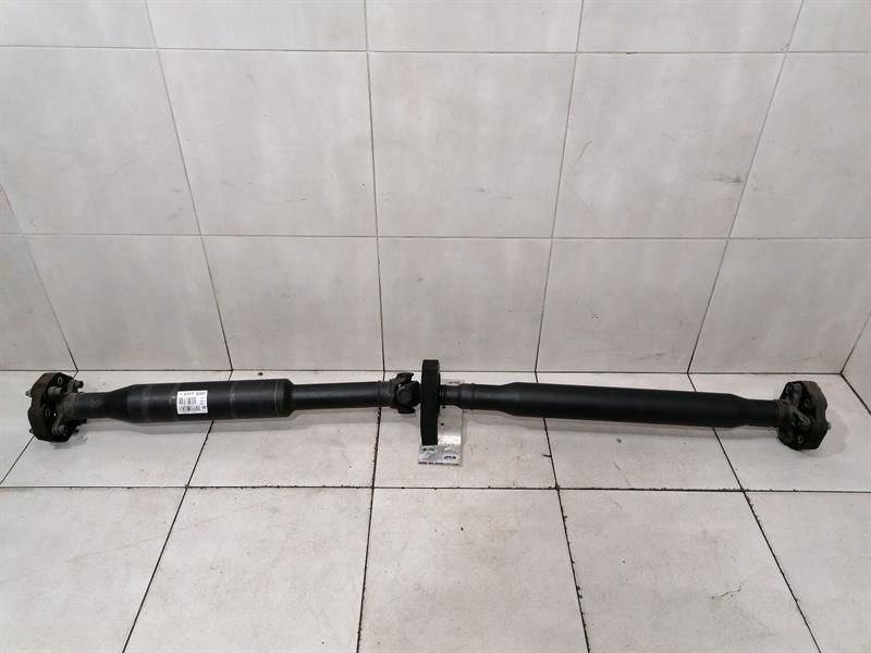 MERCEDES CL63 MOPF 4.0 W217 Propshaft A2174100001 Kardanwelle M177