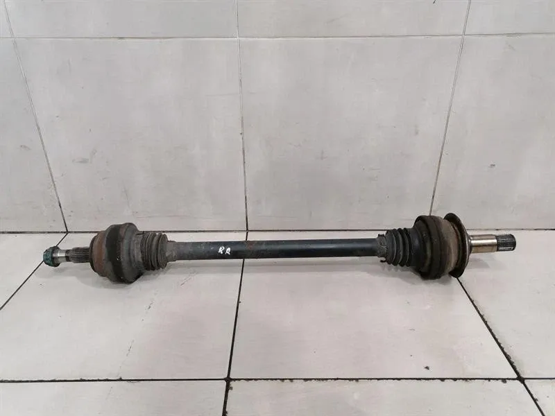 Mercedes E63 W213 AMG Drive Shaft Re A2051500914 Rear Right Drive Shaft