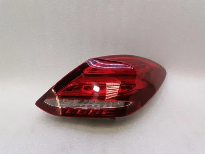 Mercedes C Class W205 Задна дясна светлина A2059061457 Задна дясна светлина