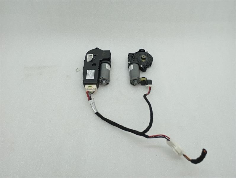 MERCEDES C CLASS W205 SUN ROOF ENGINE A2059001024 SUNROOF MOTOR KIT