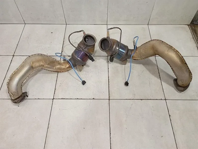 Aston Martin Vantage AM6 2018-2025 Catalytic Converter JY53-5G232-AB Catalytic Converter