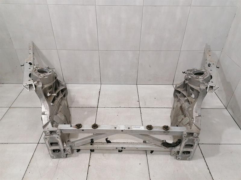 Aston Martin Vantage AM6 18-25 Front End Clip KY63-101A70-AB Front Mask