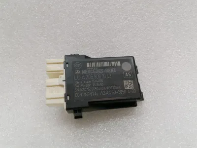 Mercedes C Class W205 Continental Control Module A2059001043 Control Unit