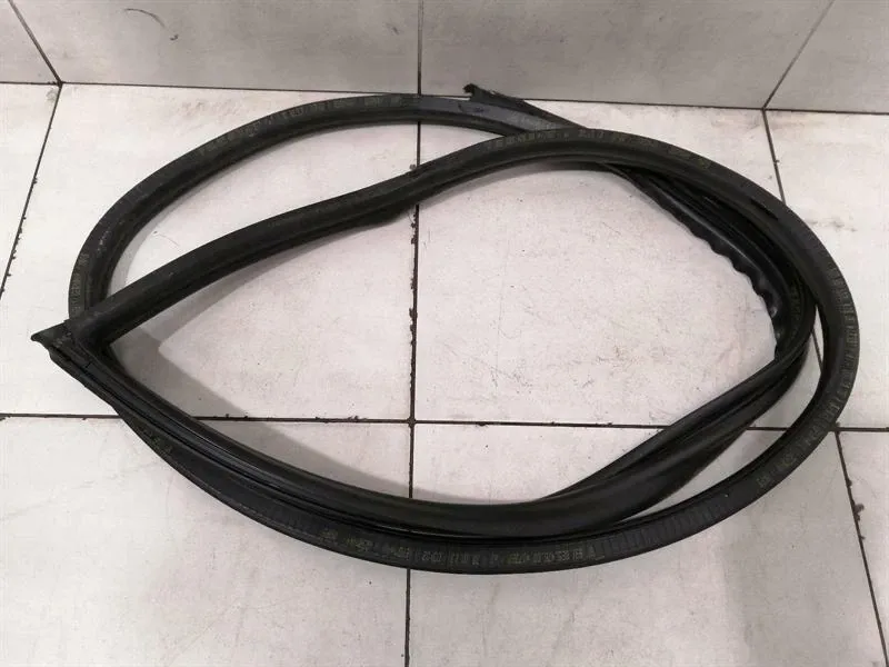 Porsche 911 991 Right Door Seal 99153707604 Door Seals