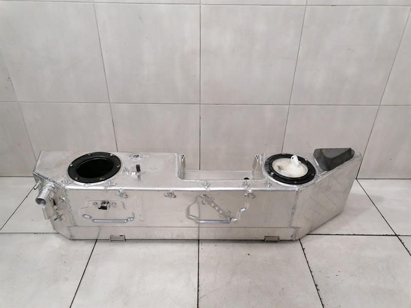 McLaren 570S Spider Fuel Tank 13K0124CP Fuel Tank
