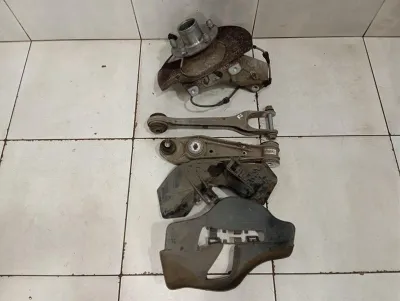 Porsche 911 991 Left Front Hub 99134185705 Wheel Bearing Housing Front Left C4 AWD