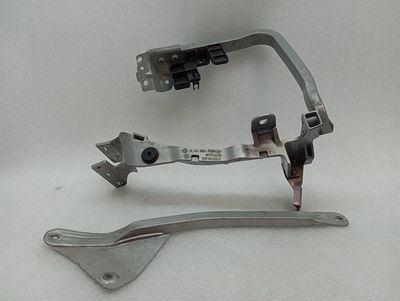 Bentley Continental GT 18-24 3S 3SD Front Wing Bracket 3SD821225C Holder Left