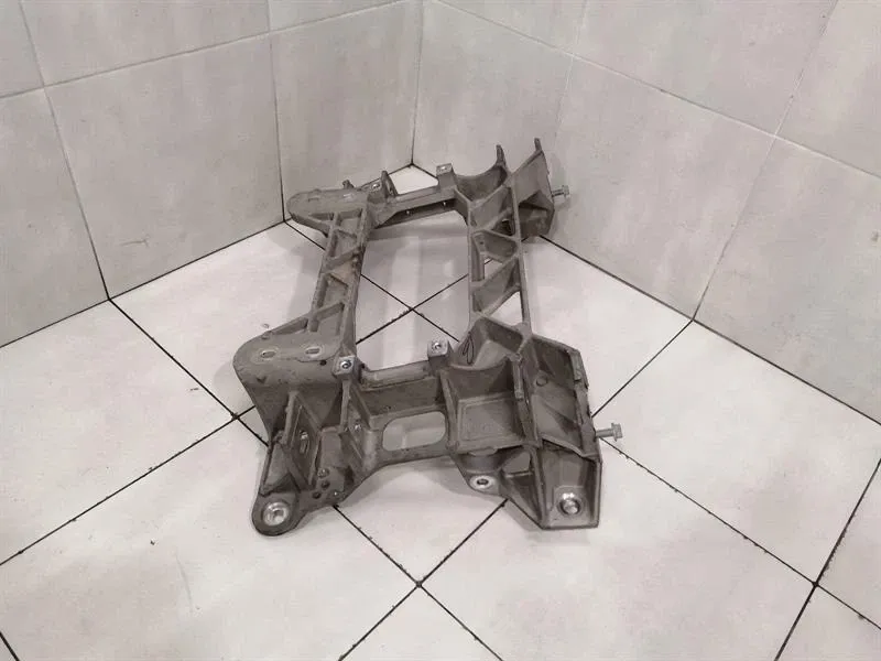Chevrolet Corvette C6 subframe rear 15864493 axle frame rear axle