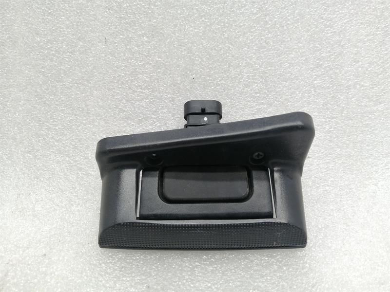 CHEVROLET CORVETTE C6 RIGHT Door Opener Switch 10446243 Door Opener Switch RIGHT