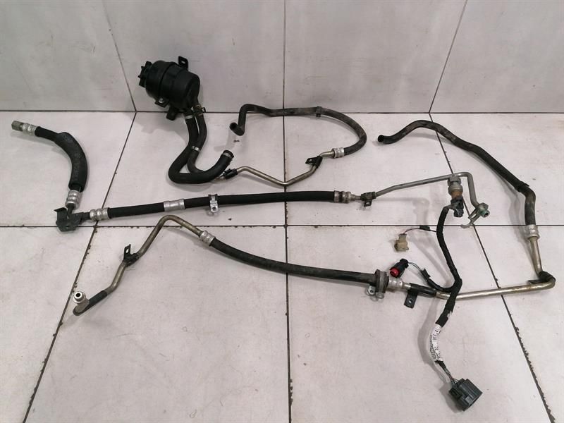 ASTON MARTIN DBS V12 08-12 Power Steering Pants 4G43-3A719-BE Power Line RHD