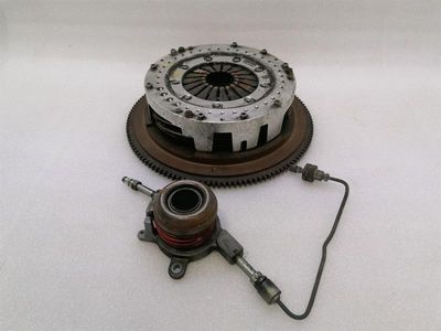 ASTON MARTIN DBS V12 Маховик + съединител Баскетболен съединител Маховик AD23-7540-AB