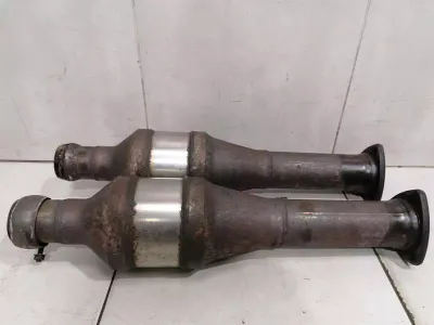 Aston Martin DBS V12 08-12 Secondary Catalytic SET x2 8G43-5E211-AB Catalytic Converter