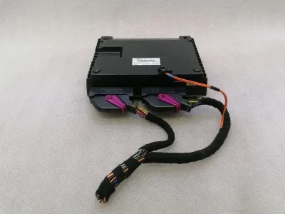 ASTON MARTIN RAPID AMR BANG &amp; Olufsen усилвател CD33-18C808-AF усилвател