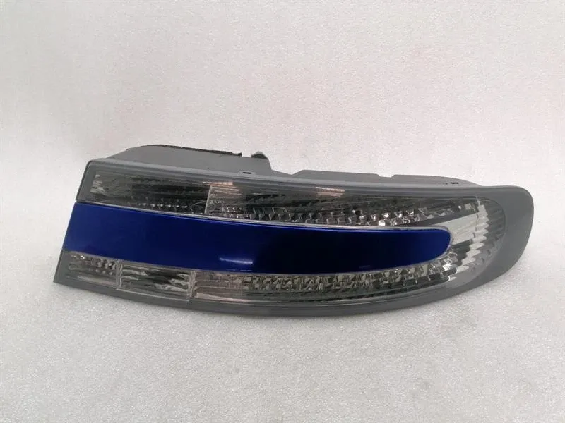 Aston Martin Virage MK2 2011-2012 Rear Light 8D33-13404-AH Tail Light Right