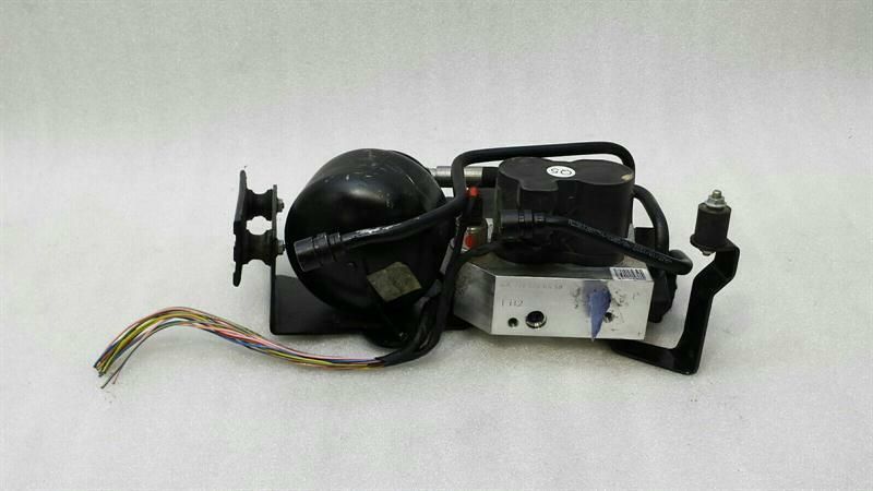 Mercedes SL R230 W216 W221 Rear Hydraulic Valve A2213200358 Hydraulic Valve ABC