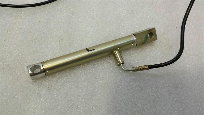 MERCEDES SL R230 Hydraulic Cylinder Load Assist A2308001472 Hydraulikzylin
