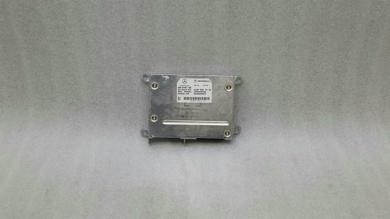 Mercedes SL R230 Interface Module A2308207026 Interface Control Unit