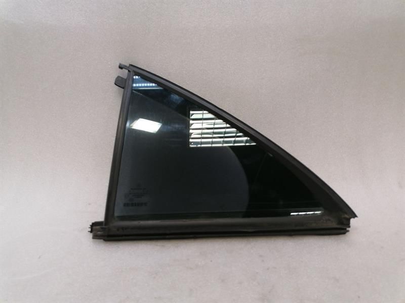 Mercedes S-class W221 left rear quarter glass A2217302320 door window 1⁄4 rear Li
