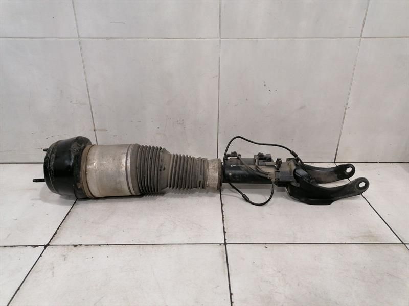 Mercedes GLE W292 C292 shock absorber front A2923204613 shock absorber front AMG