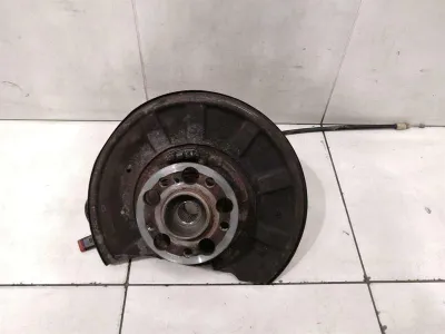 Mercedes E63 AMG W212 задна лява главина A2043500741 корпус на колесен лагер задна лява