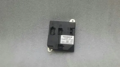 Mercedes CLS W219 Body Module A2115453532 Control Unit SAM