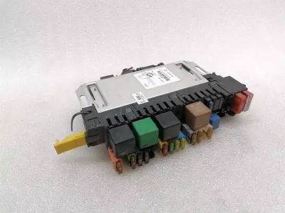 Кутия за предпазители Mercedes SL R230 A2305451532 Кутия за предпазители