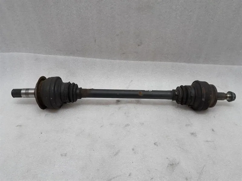 Mercedes C63 W204 drive shaft rear right A2043501610 rear right drive shaft
