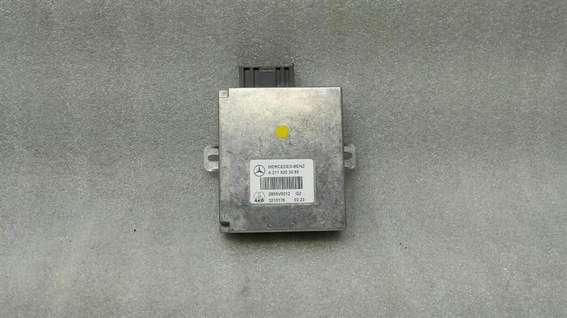 Mercedes E Class W211 Voice Control Module A2118203085 Linguatronic Control Unit.