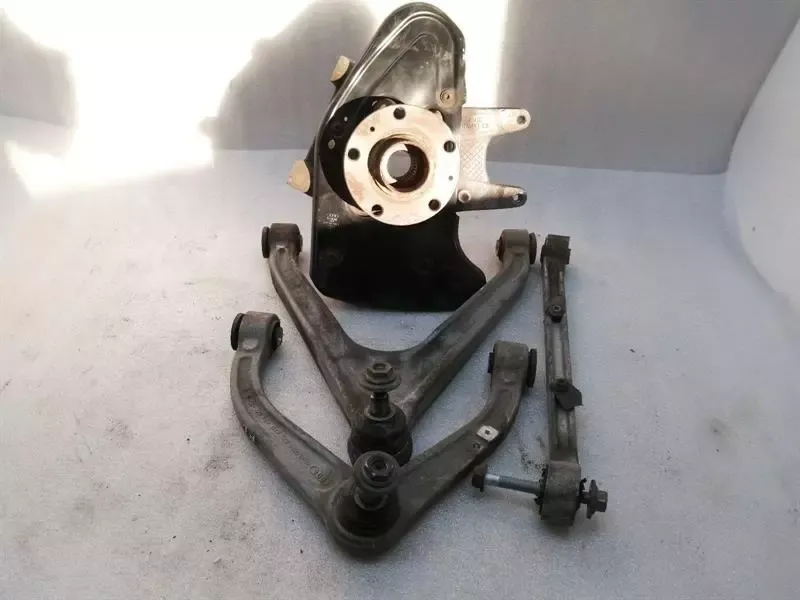 Audi R8 42 V10 5.2 SPYDER Left Rear Hub 420505433F Wheel Bearing Housing Rear Left