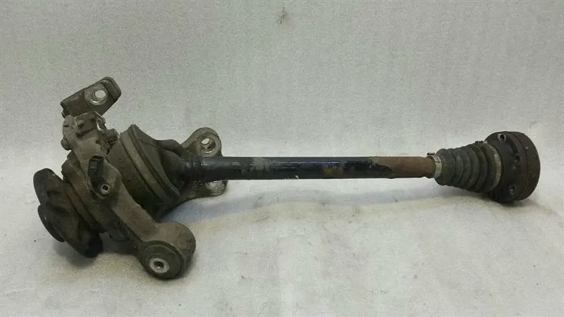 Audi RS6 4F right rear hub 4F0505434G wheel bearing housing rear right shaft