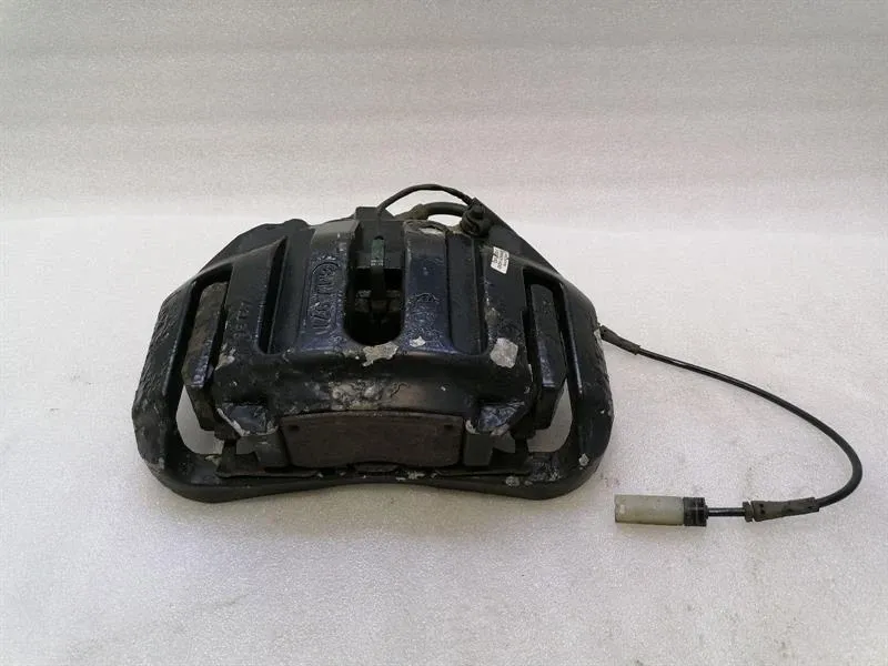 BMW 5 Series E60 M5 M6 V10 Front Right Brake Caliper 2283162 Brake Caliper RH