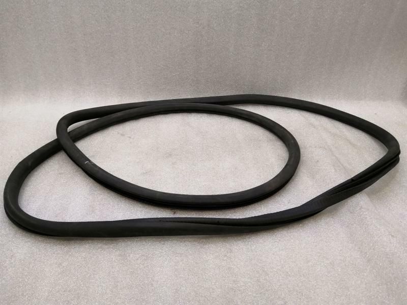 Porsche Panamera 970 FLH door seal 97053727501 door seals front left