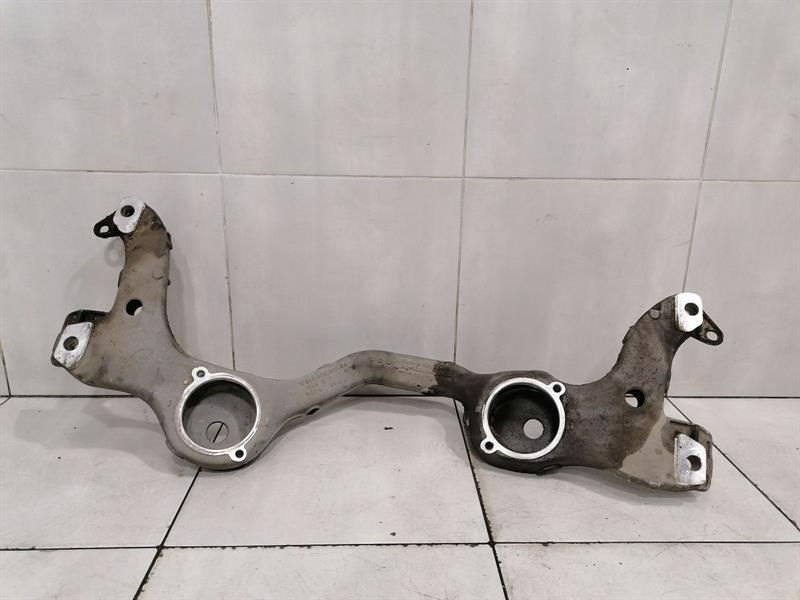 Porsche Cayenne 958 92a Окачване на двигателя 94837530904 Държач на двигателя