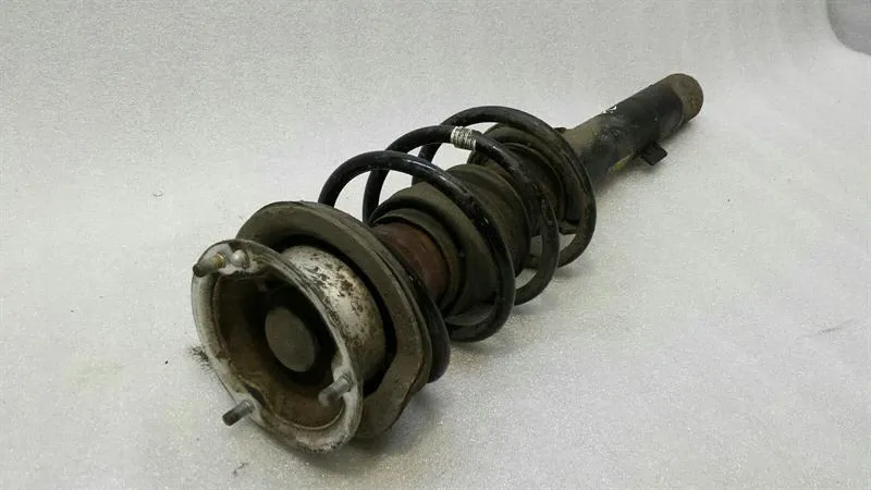 BMW 1 Series E87 Left Shock Absorber Front 6786017 Shock Absorber Front Left