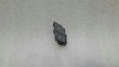 Mercedes C Class W205 Брава за дясна врата A2059055151 Ключ за врата дясна
