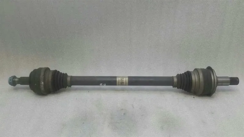 Mercedes C Class W205 Drive Shaft Rear RE A2053504019 Rear Right Drive Shaft