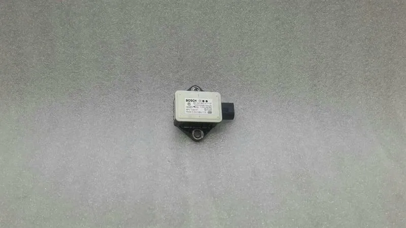 Audi S5 8T A5 Yaw Rate Sensor 8K0907637A Rotary Rate Sensor