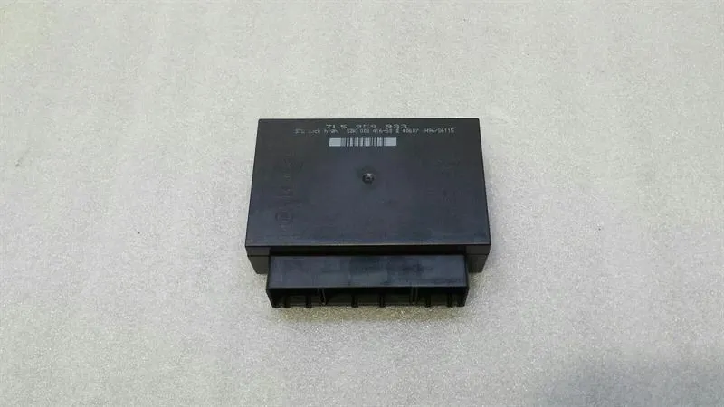 Porsche Cayenne 957 Body Modules 7L5959933 Body Module Control Unit