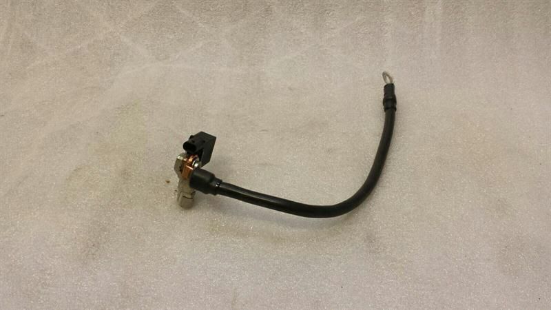 Mercedes C Class W205 Окабеляване на акумулатора A0009050554 Окабеляване на акумулатора C220