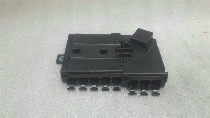 Mercedes C Class W205 Fuse Box A2055402850 Fuse Box Relay.