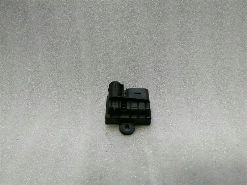 Mercedes C Class W205 Glow Plug Relay (Diesel) A6519003103 Glow Control Unit C250d