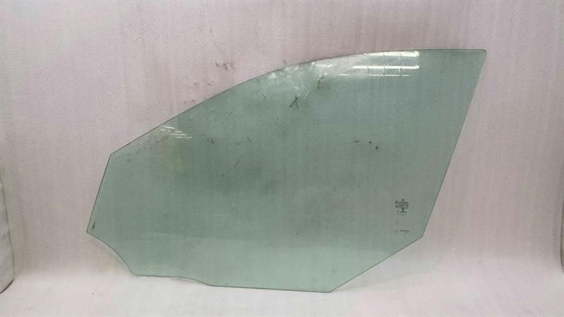 Mercedes C Class W205 Left Front Door Glass A2057250010 Door Window Front Left