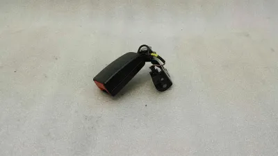 Mercedes C Class W205 Катарама за колан A2058600469 Катарама за колан